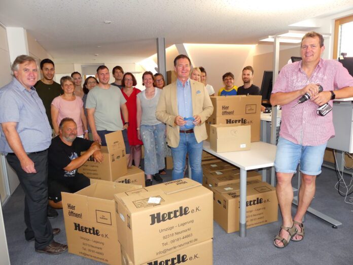 Noch stapeln sich die Umzugskartons