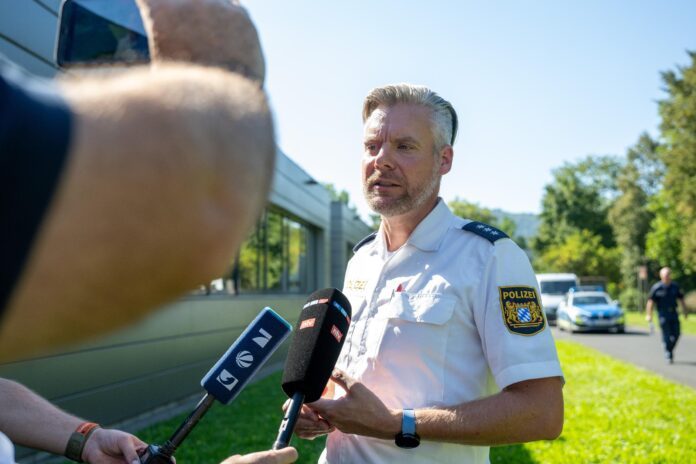 Nach dem Tod eines Jugendlichen auf Schulgelände